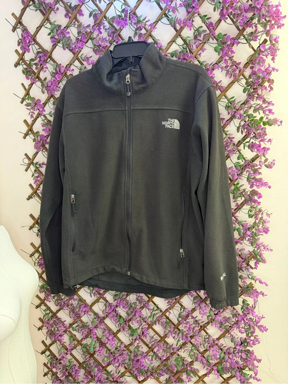 The North Face - Windwall Men's Black Lightweight Full-Zip Fleece Jacket